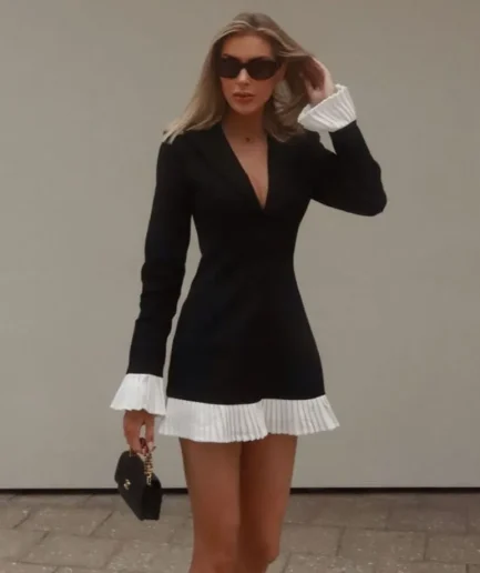 Sexy V-neck Fashionable Ruffle Edge Splicing Two-piece Petal Sleeve Dress Women's New Long Sleeved Mini Dress