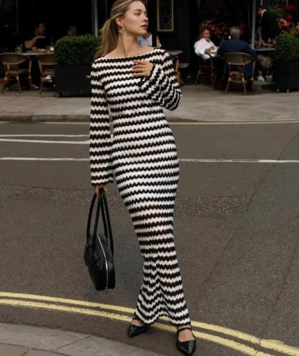 Sexy Bodycon High Waist Robe Dress New 2025 Fall Female Elegant Long Sleeve Commuting Dress Fashion O Neck Striped Knitted Dress
