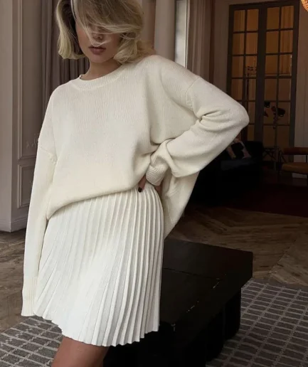 Solid Folds O Neck Mini 2025 New Autumn Winter Skirt Sets Women Fashion Vintage Long Sleeve 2 Piece Set Knitted Sets