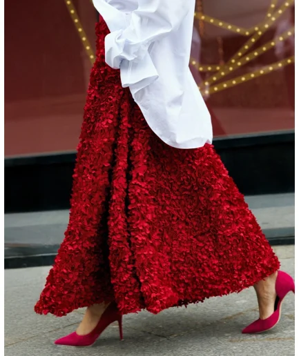 Elegant Lady Unique High Waisted Skirt Women's Design Inspired Evening Gown Winter Red Fashion Long Petal Skirt