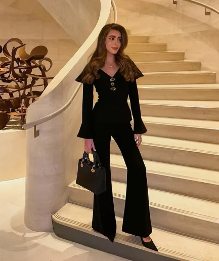 Two Piece Set Women Outfit 2026 Autumn Retro Black Sexy Elegant Temperament V-Neck Slim Fit Top High Waist Flared Pants Set